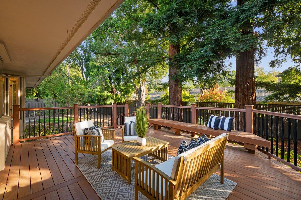 Detail Gallery Image 25 of 42 For 639 Morningside Rd, Los Altos,  CA 94022 - 3 Beds | 3/1 Baths