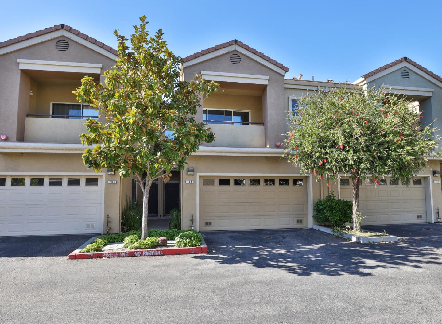 Detail Gallery Image 1 of 32 For 705 Star Jasmine Ct, San Jose,  CA 95131 - 3 Beds | 2 Baths