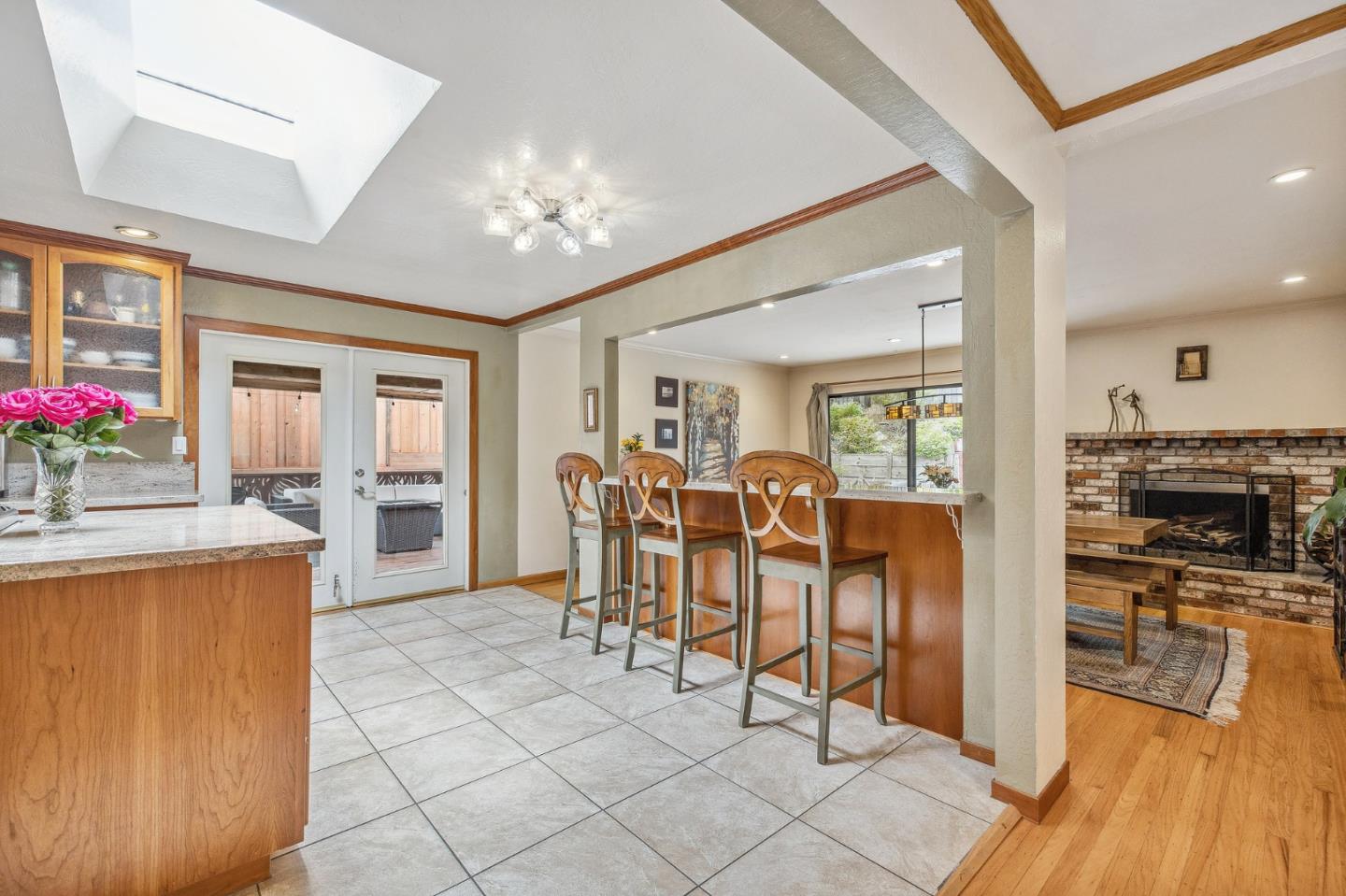 Detail Gallery Image 14 of 63 For 538 Ferdinand Ave, Half Moon Bay,  CA 94019 - 4 Beds | 2 Baths