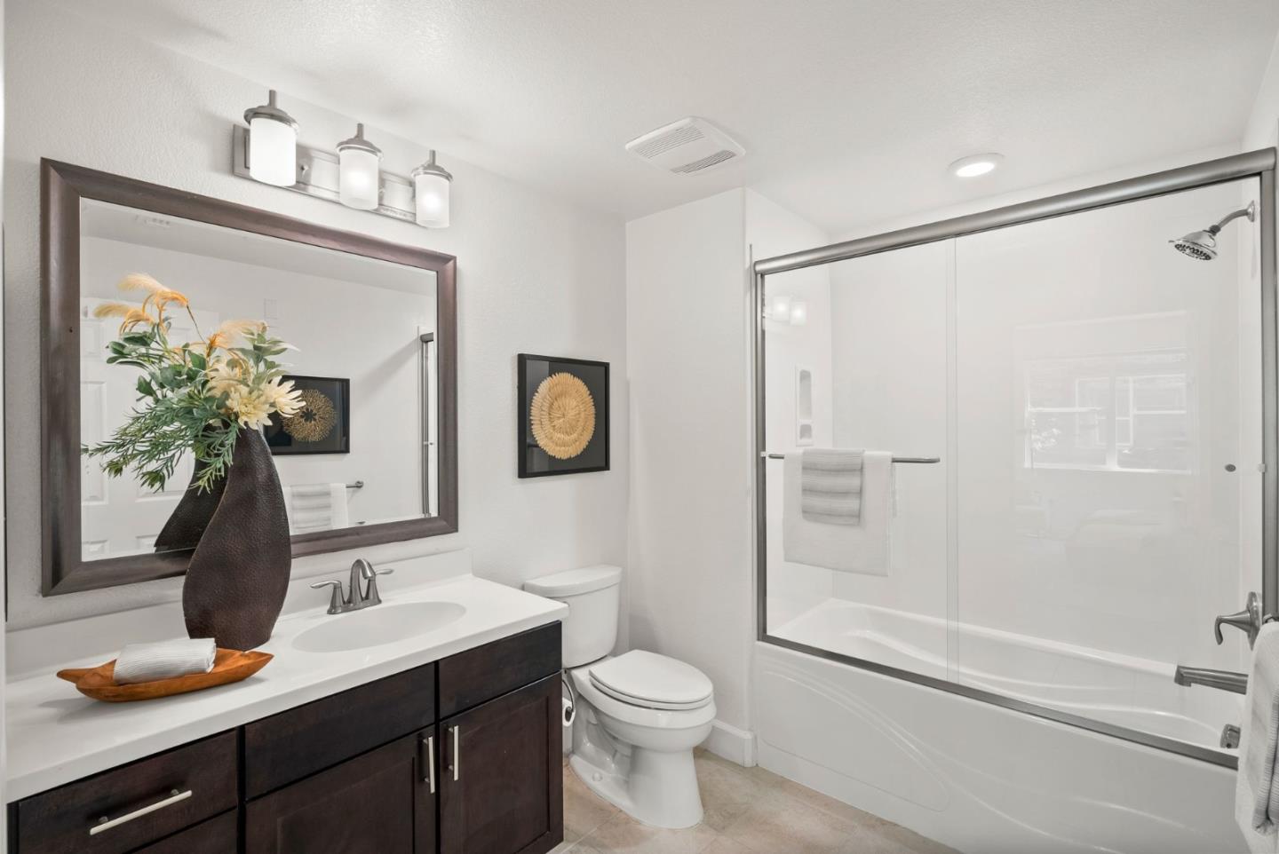 Detail Gallery Image 21 of 28 For 1140 Karby Ter #101,  Sunnyvale,  CA 94089 - 2 Beds | 2 Baths