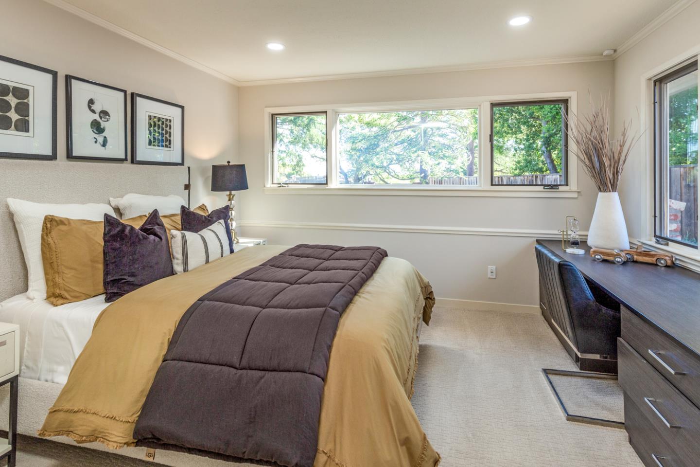 Detail Gallery Image 21 of 33 For 906 Lundy Ln, Los Altos,  CA 94024 - 4 Beds | 2/1 Baths