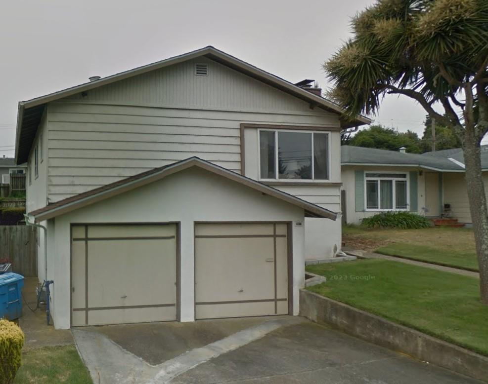 Photo of 3571 Highland Dr in San Bruno, CA