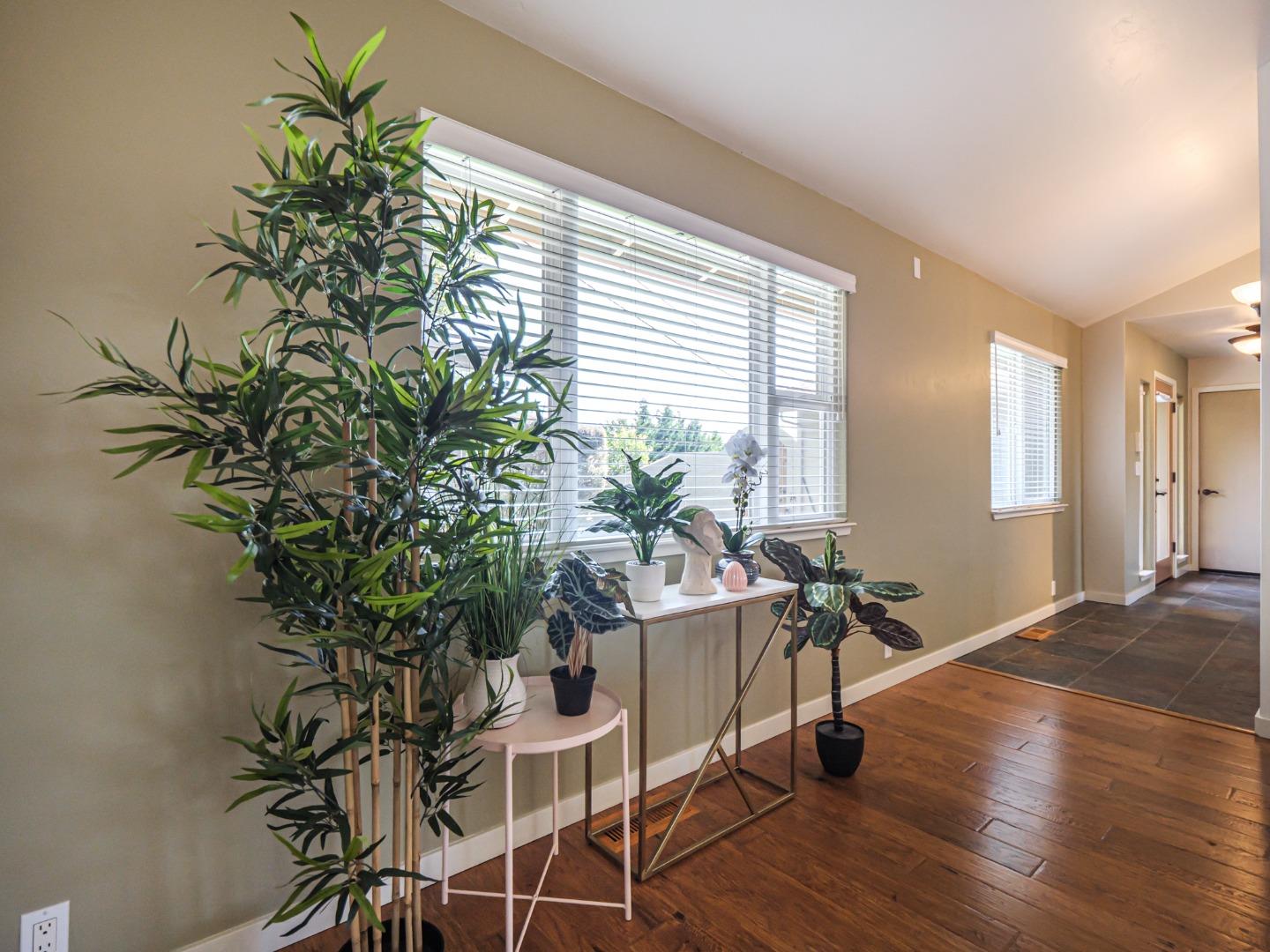 Detail Gallery Image 14 of 67 For 4333 Fairway Dr, Soquel,  CA 95073 - 3 Beds | 2/1 Baths