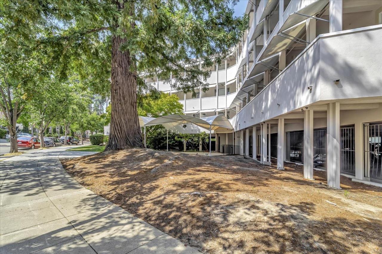 Detail Gallery Image 27 of 31 For 1515 Arc Way #209,  Burlingame,  CA 94010 - 1 Beds | 1 Baths
