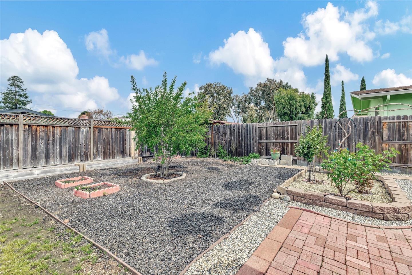 Detail Gallery Image 27 of 27 For 1854 Pine St, Livermore,  CA 94551 - 3 Beds | 2 Baths