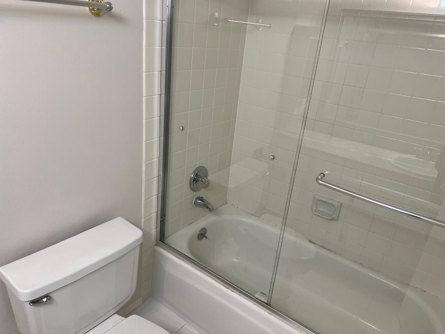Detail Gallery Image 14 of 31 For 278 Beachview Ave #23,  Pacifica,  CA 94044 - 2 Beds | 2/1 Baths