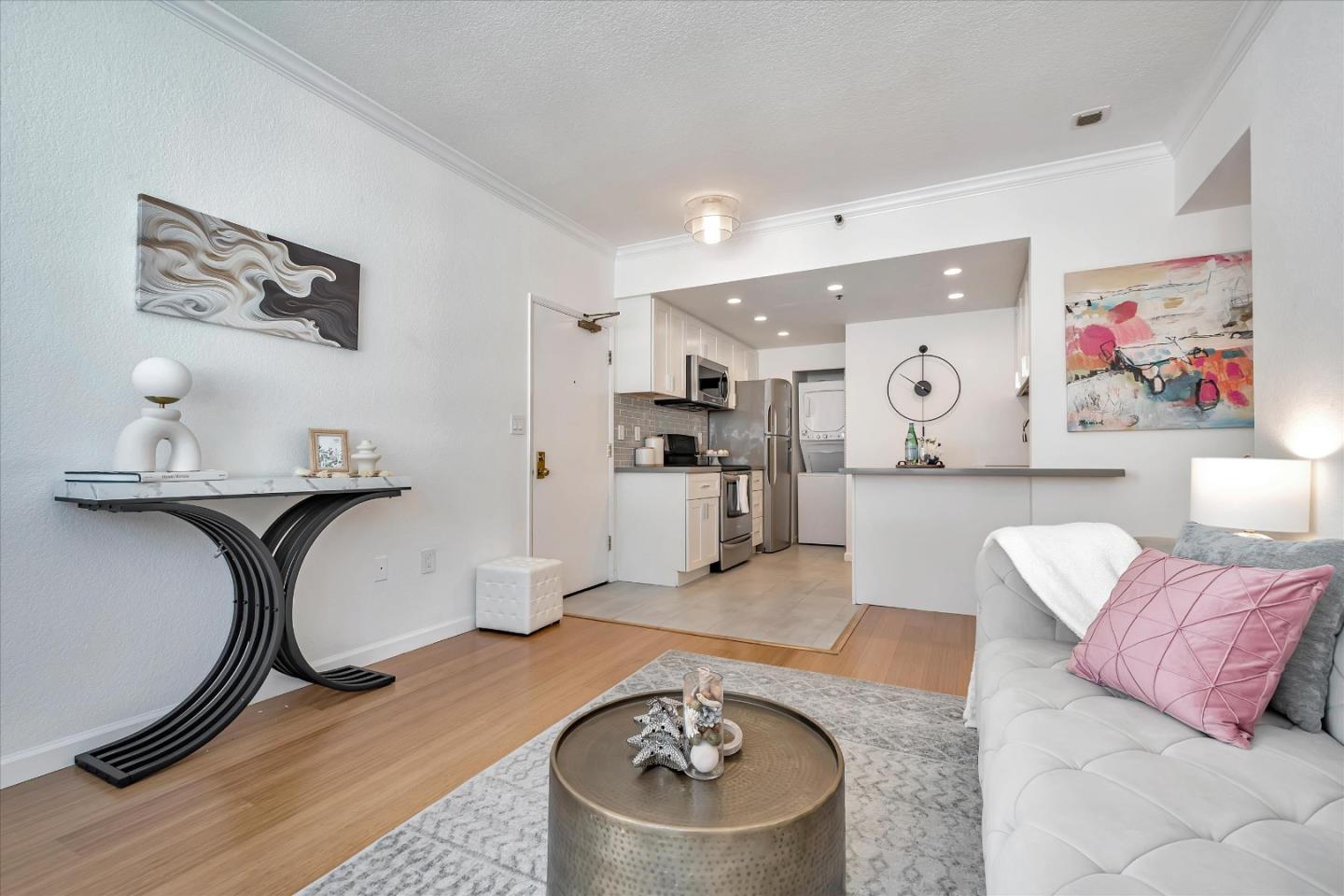 Detail Gallery Image 1 of 25 For 201 Harrison St #813,  San Francisco,  CA 94105 - 2 Beds | 2 Baths