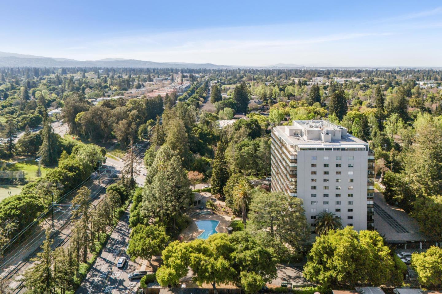 Detail Gallery Image 11 of 76 For 101 Alma St #303,  Palo Alto,  CA 94301 - 2 Beds | 2 Baths