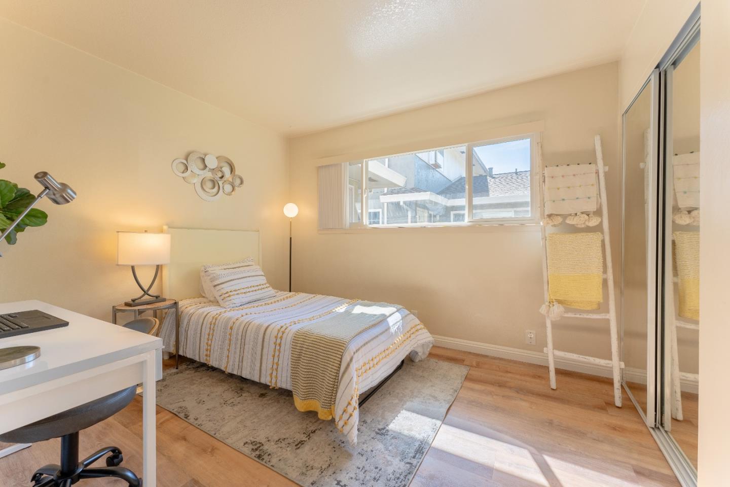 Detail Gallery Image 12 of 25 For 214 Coy Dr #1,  San Jose,  CA 95123 - 2 Beds | 1 Baths
