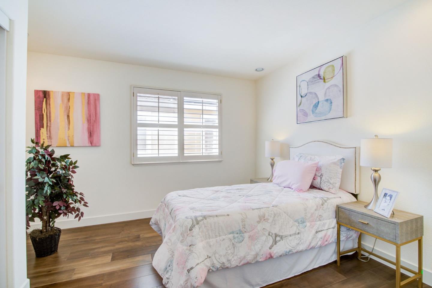 Detail Gallery Image 41 of 67 For 949 Mouton Cir, East Palo Alto,  CA 94303 - 4 Beds | 2/1 Baths