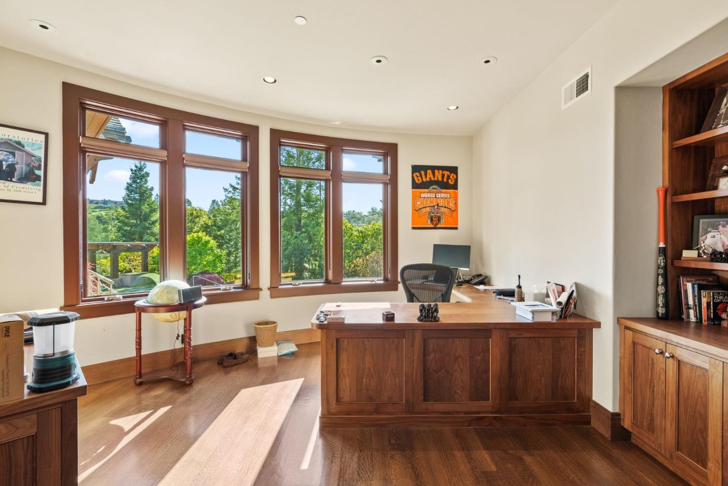 Detail Gallery Image 21 of 102 For 26063 Todd Ln, Los Altos Hills,  CA 94022 - 4 Beds | 6/1 Baths