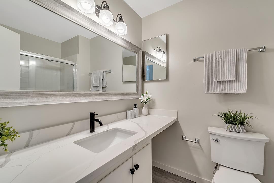 Detail Gallery Image 17 of 33 For 233 Horizon Ave, Mountain View,  CA 94043 - 2 Beds | 1/1 Baths