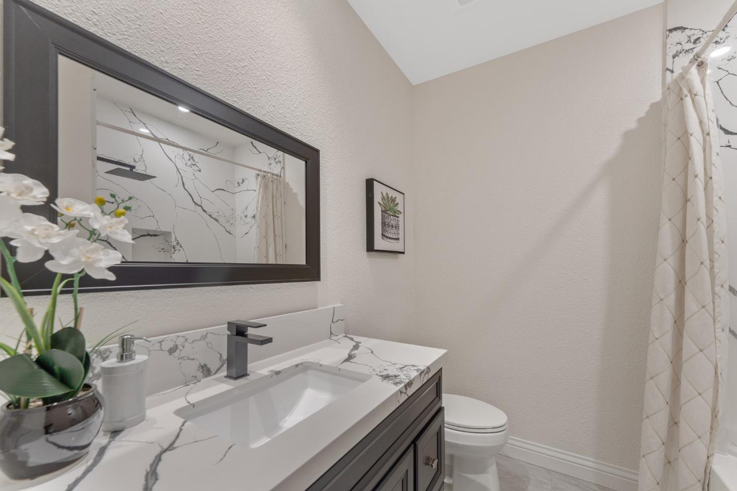Detail Gallery Image 12 of 17 For 891 Brea Ln, San Jose,  CA 95138 - 2 Beds | 2 Baths