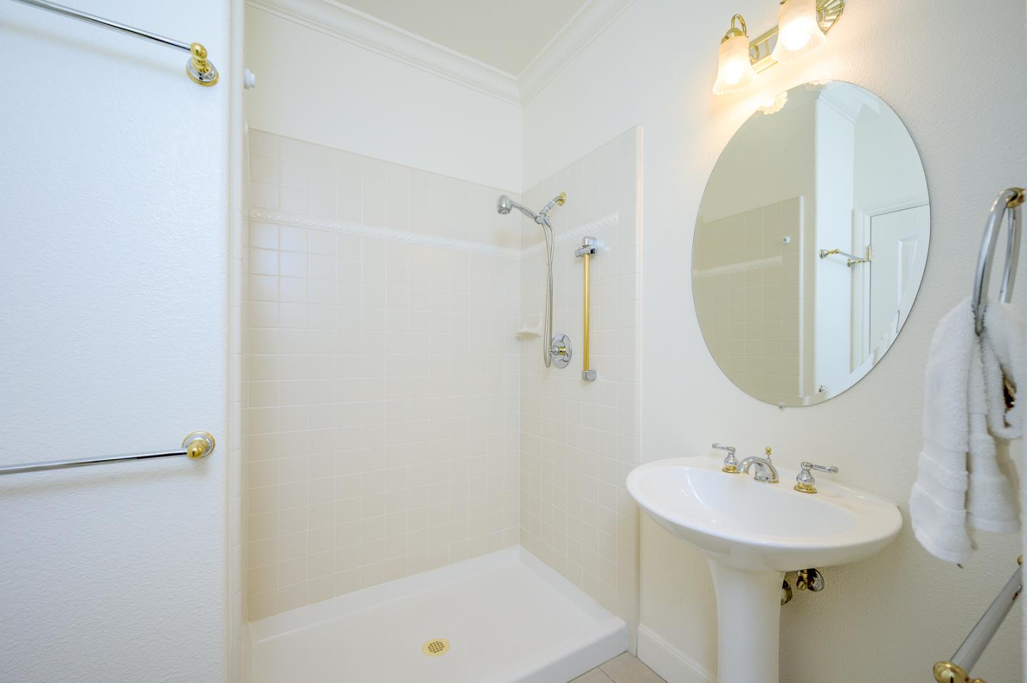 Detail Gallery Image 16 of 45 For 1791 Woodhaven Pl, Mountain View,  CA 94041 - 6 Beds | 3/1 Baths