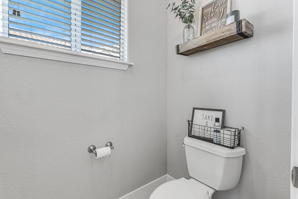 Detail Gallery Image 121 of 178 For 1540 Sonnys Way, Hollister,  CA 95023 - 4 Beds | 2/1 Baths
