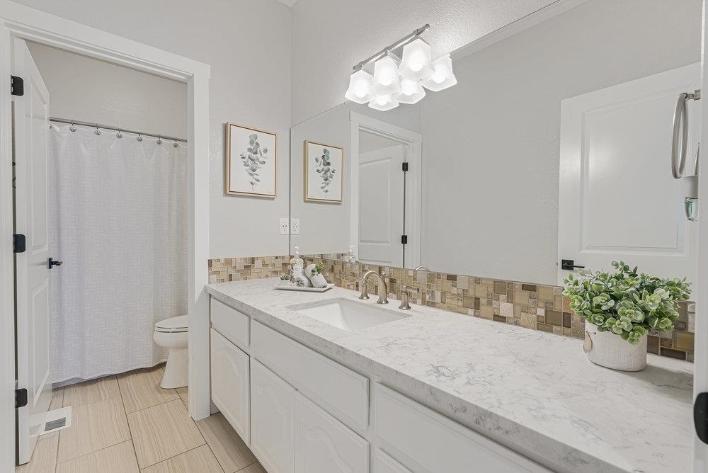 Detail Gallery Image 154 of 178 For 1540 Sonnys Way, Hollister,  CA 95023 - 4 Beds | 2/1 Baths