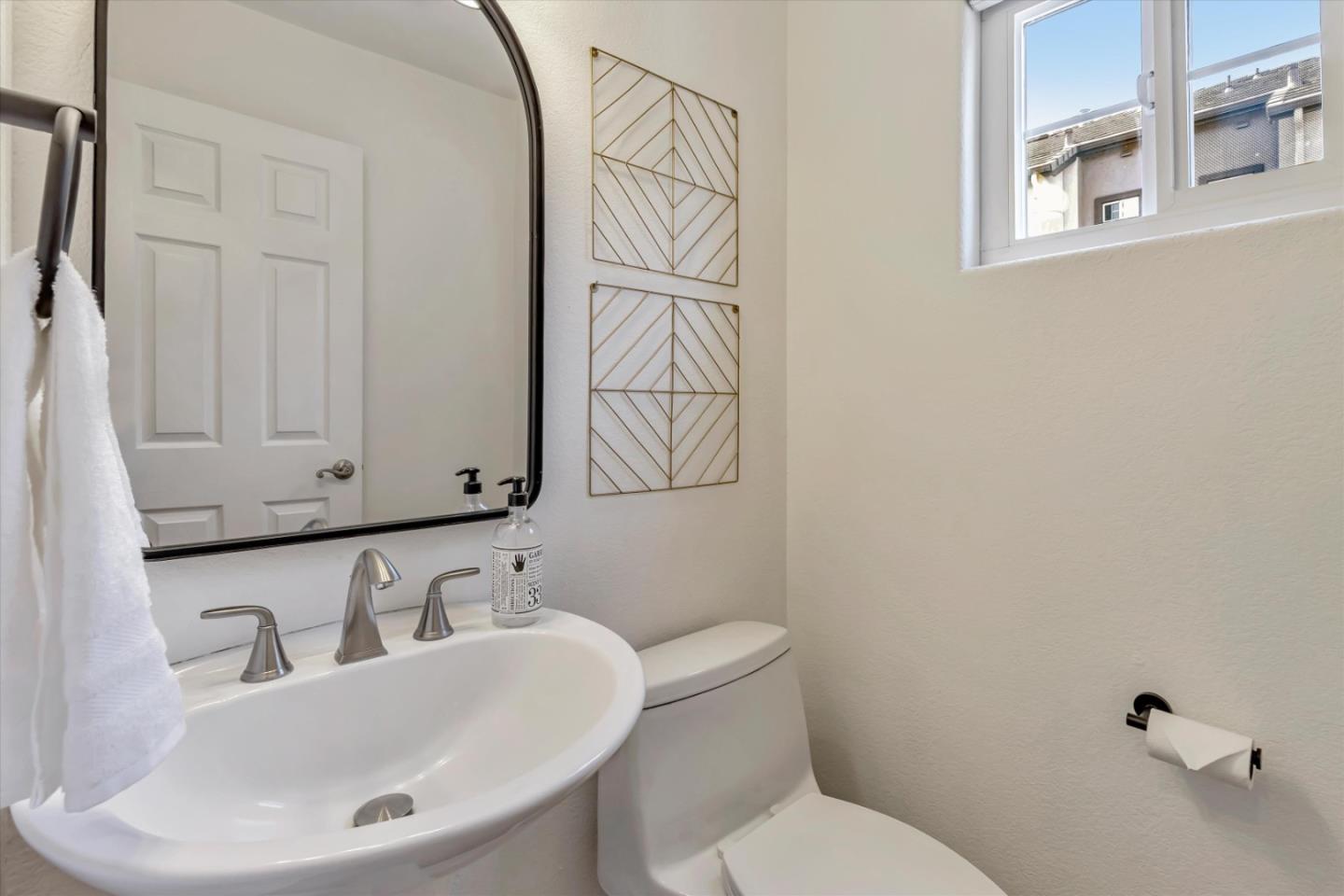 Detail Gallery Image 20 of 38 For 3084 Brunetti Pl, San Jose,  CA 95125 - 2 Beds | 2 Baths