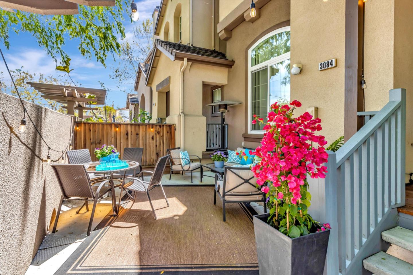 Detail Gallery Image 3 of 38 For 3084 Brunetti Pl, San Jose,  CA 95125 - 2 Beds | 2 Baths
