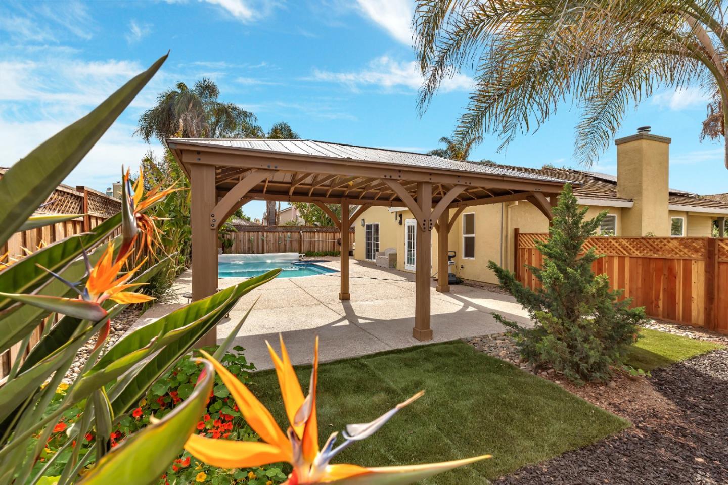 Detail Gallery Image 35 of 57 For 181 San Tropez Dr, Hollister,  CA 95023 - 3 Beds | 2 Baths
