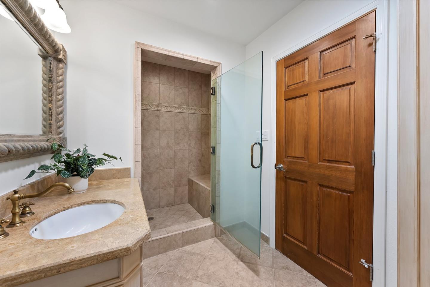 Detail Gallery Image 18 of 67 For 131 Old Orchard Ct, Los Gatos,  CA 95032 - 3 Beds | 2 Baths
