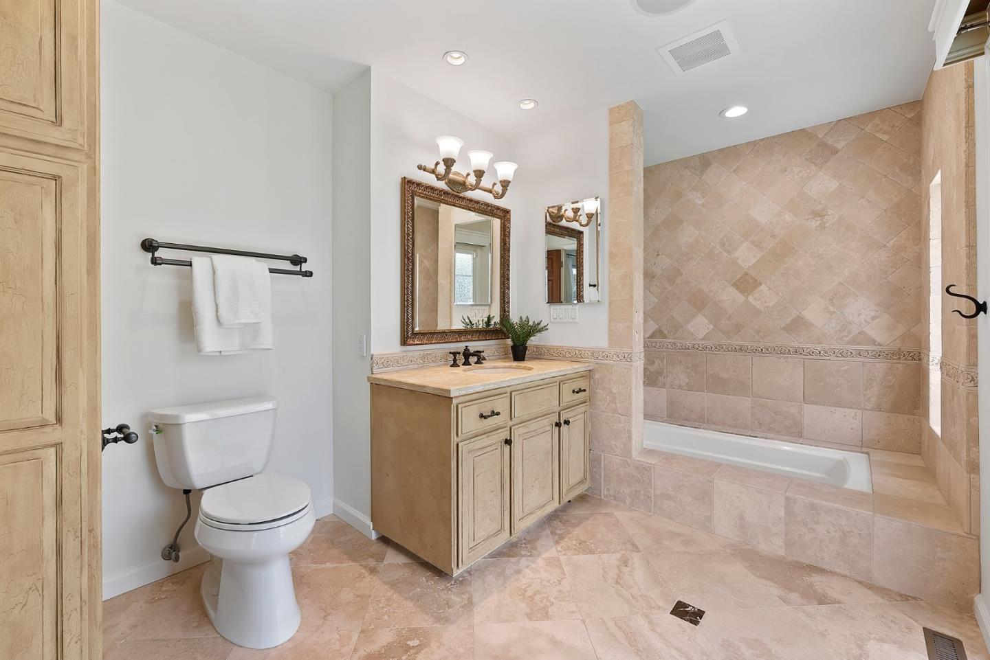 Detail Gallery Image 29 of 67 For 131 Old Orchard Ct, Los Gatos,  CA 95032 - 3 Beds | 2 Baths
