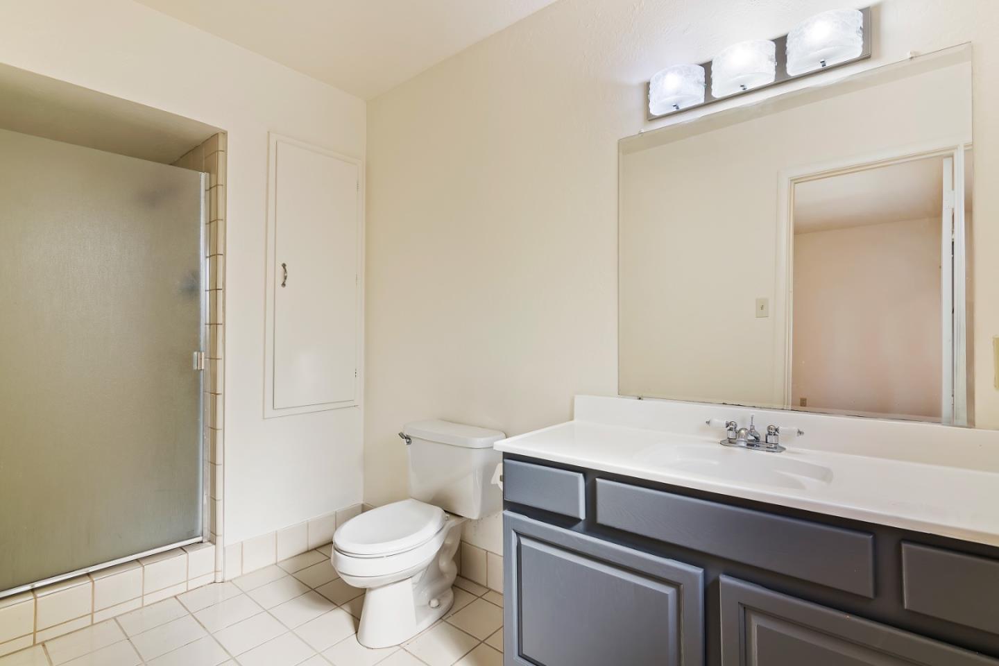 Detail Gallery Image 19 of 23 For 3340 Oak Ct, Lafayette,  CA 94549 - 3 Beds | 2 Baths