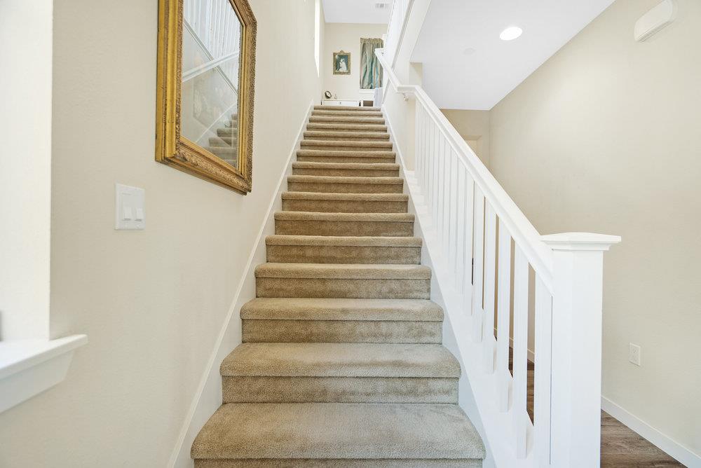 Detail Gallery Image 22 of 67 For 1290 Marille Ln, Hollister,  CA 95023 - 3 Beds | 2/1 Baths