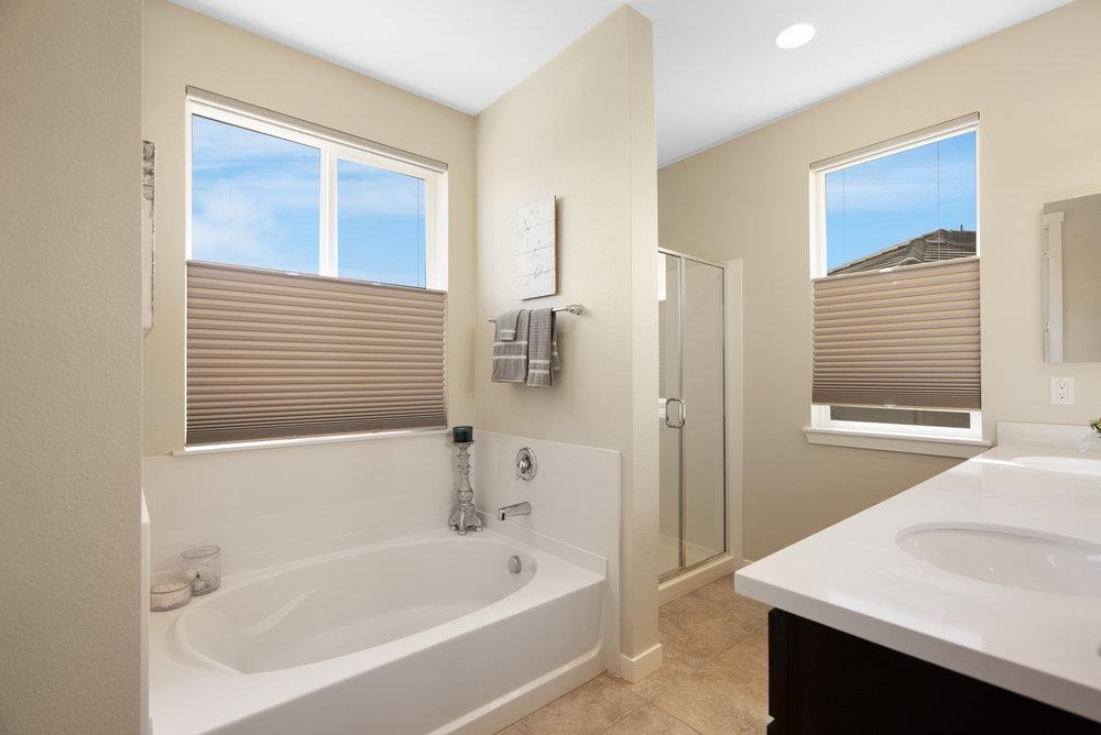 Detail Gallery Image 30 of 67 For 1290 Marille Ln, Hollister,  CA 95023 - 3 Beds | 2/1 Baths