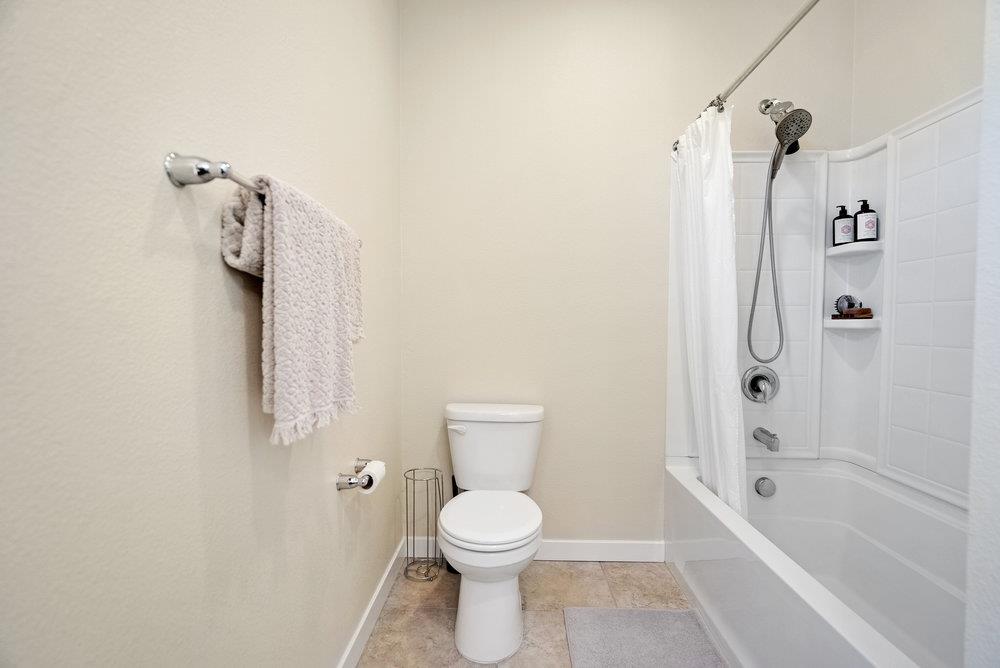 Detail Gallery Image 34 of 67 For 1290 Marille Ln, Hollister,  CA 95023 - 3 Beds | 2/1 Baths