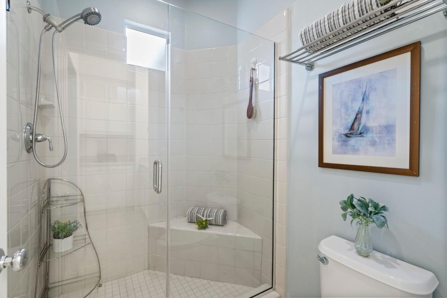 Detail Gallery Image 17 of 26 For 500 Live Oak Way #501,  Belmont,  CA 94002 - 2 Beds | 2/1 Baths
