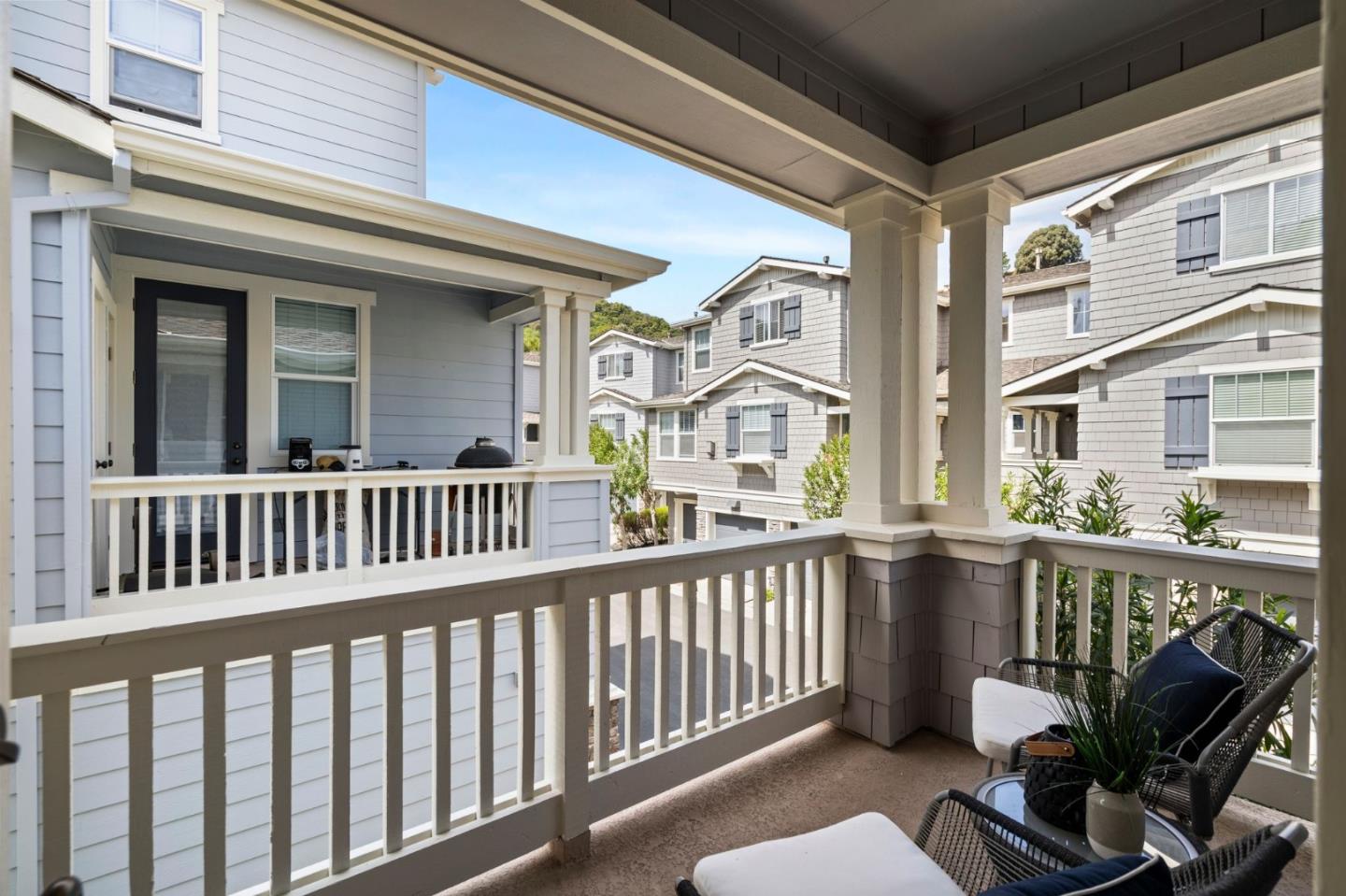 Detail Gallery Image 22 of 26 For 500 Live Oak Way #501,  Belmont,  CA 94002 - 2 Beds | 2/1 Baths