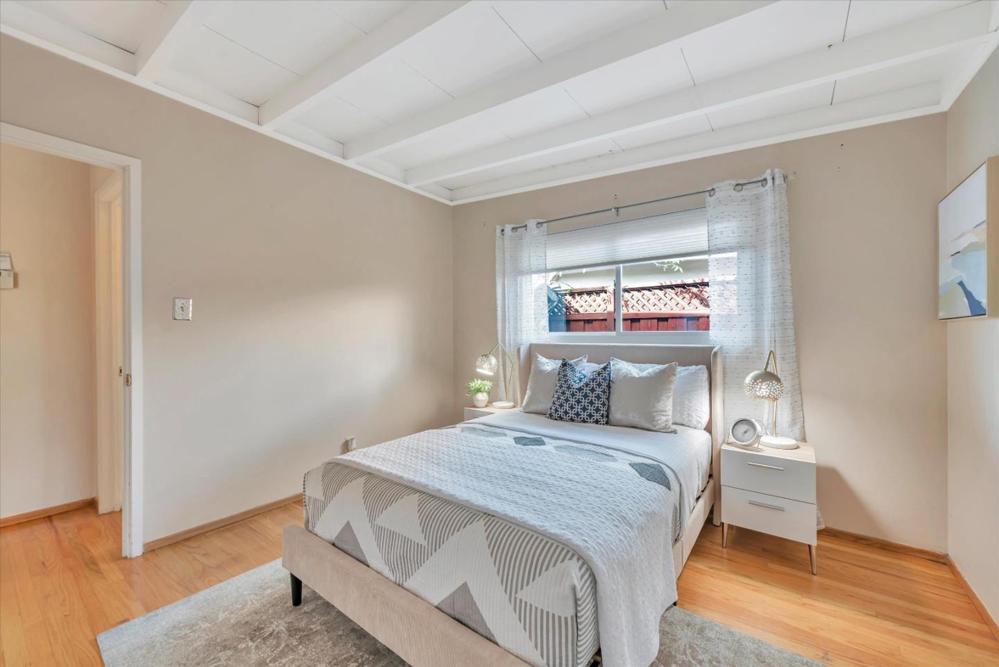 Detail Gallery Image 30 of 38 For 226 Thompson Ave, Mountain View,  CA 94043 - 3 Beds | 2 Baths
