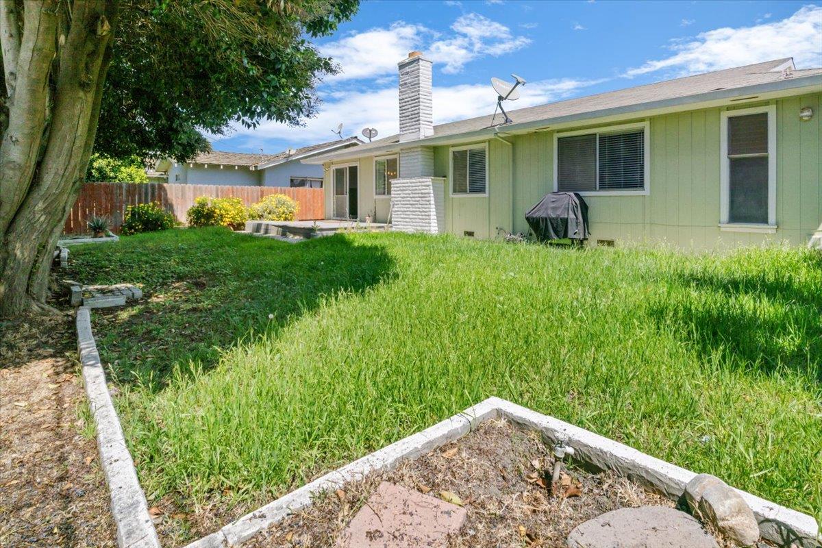 423 N Mildred Ave, King City, CA 93930 3 Beds 2 Baths (Active