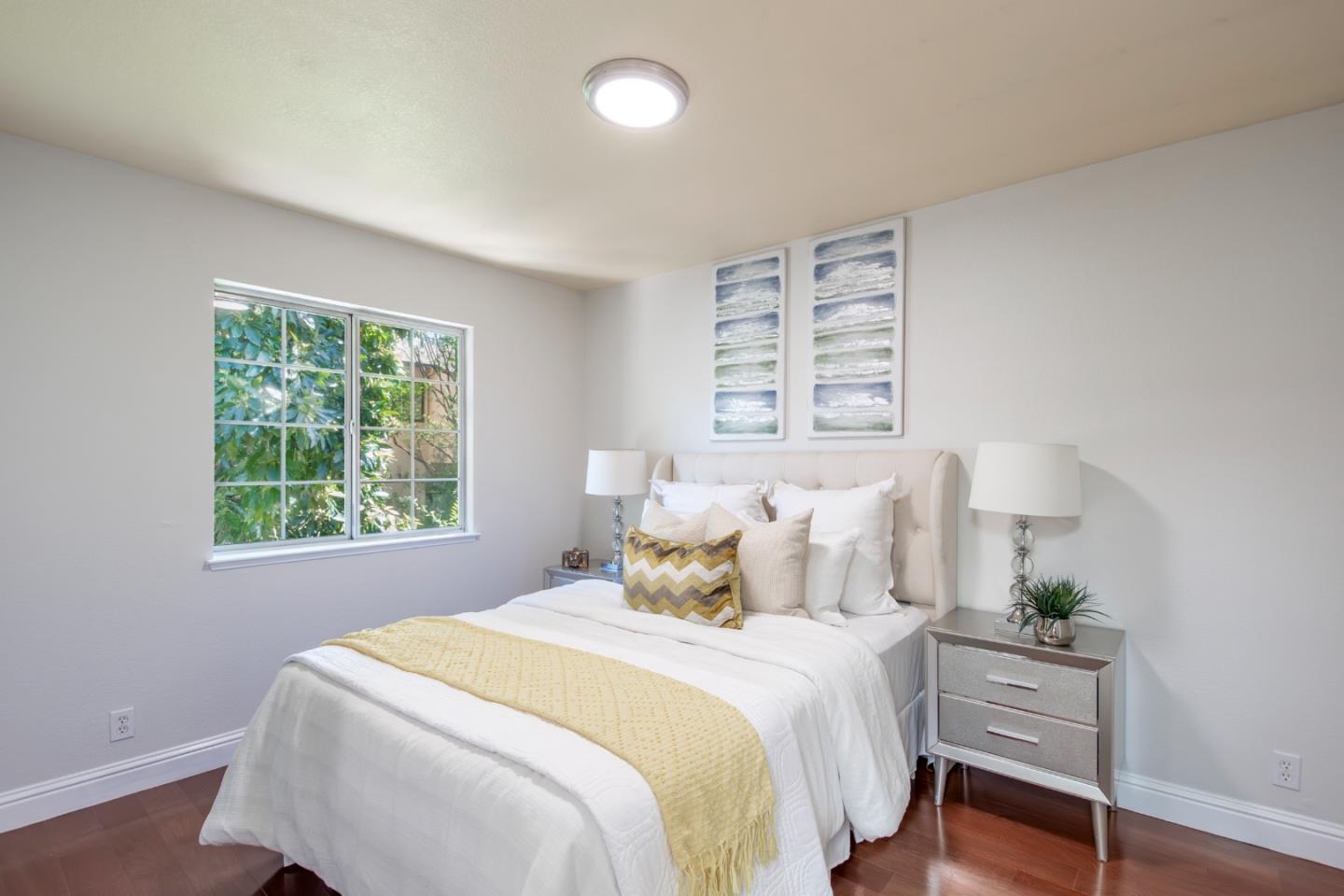 Detail Gallery Image 19 of 42 For 445 Bella Corte, Mountain View,  CA 94043 - 3 Beds | 2/1 Baths