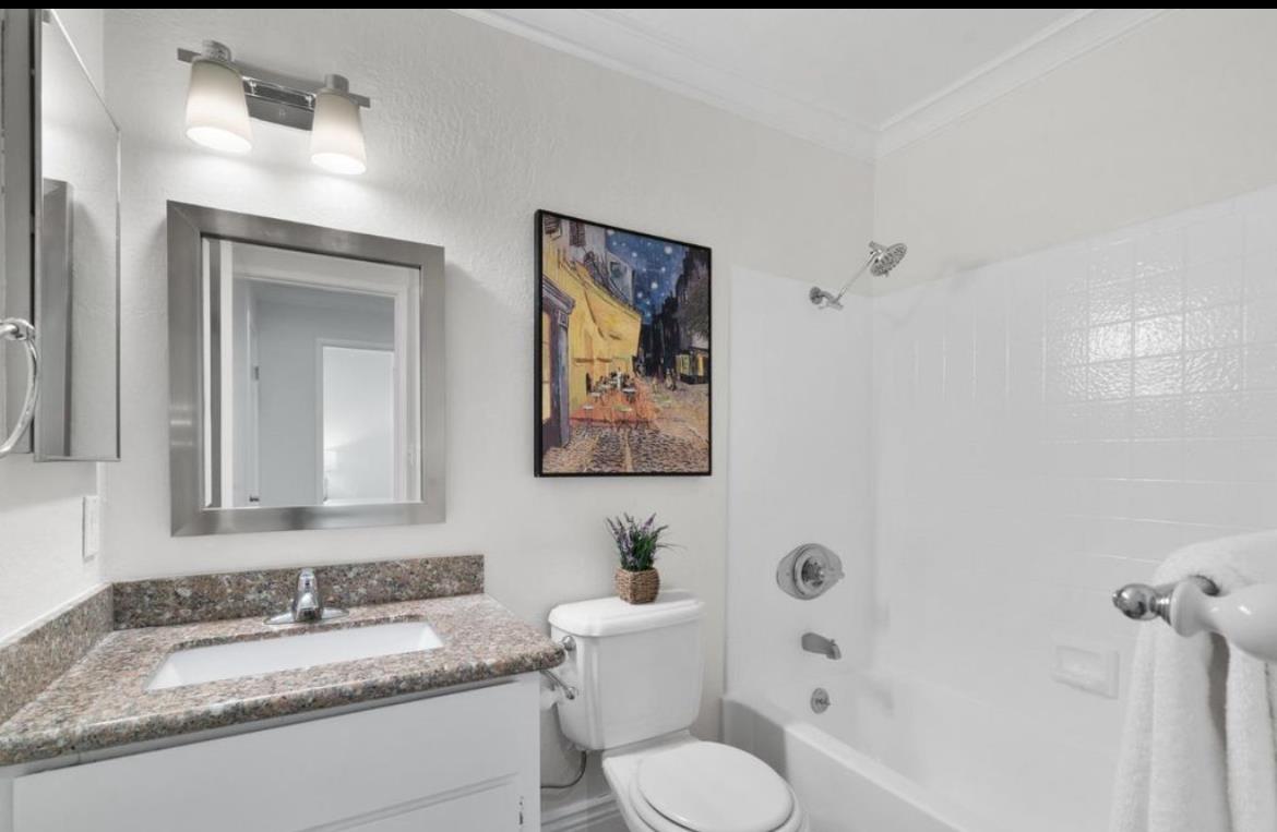 Detail Gallery Image 12 of 24 For 502 Shadowgraph Dr, San Jose,  CA 95110 - 2 Beds | 2 Baths