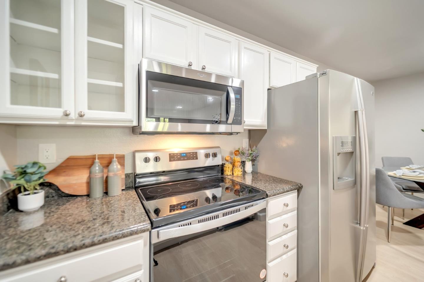 Detail Gallery Image 15 of 22 For 452 Dempsey Rd #152,  Milpitas,  CA 95035 - 1 Beds | 1 Baths