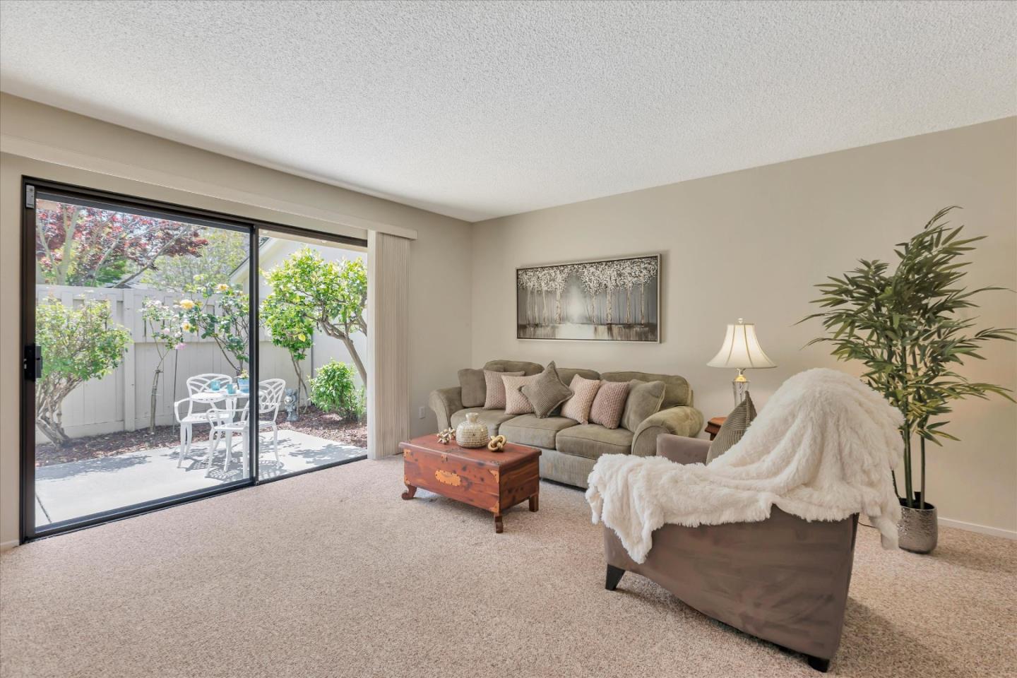 Detail Gallery Image 12 of 43 For 653 Picasso Ter, Sunnyvale,  CA 94087 - 2 Beds | 1/1 Baths