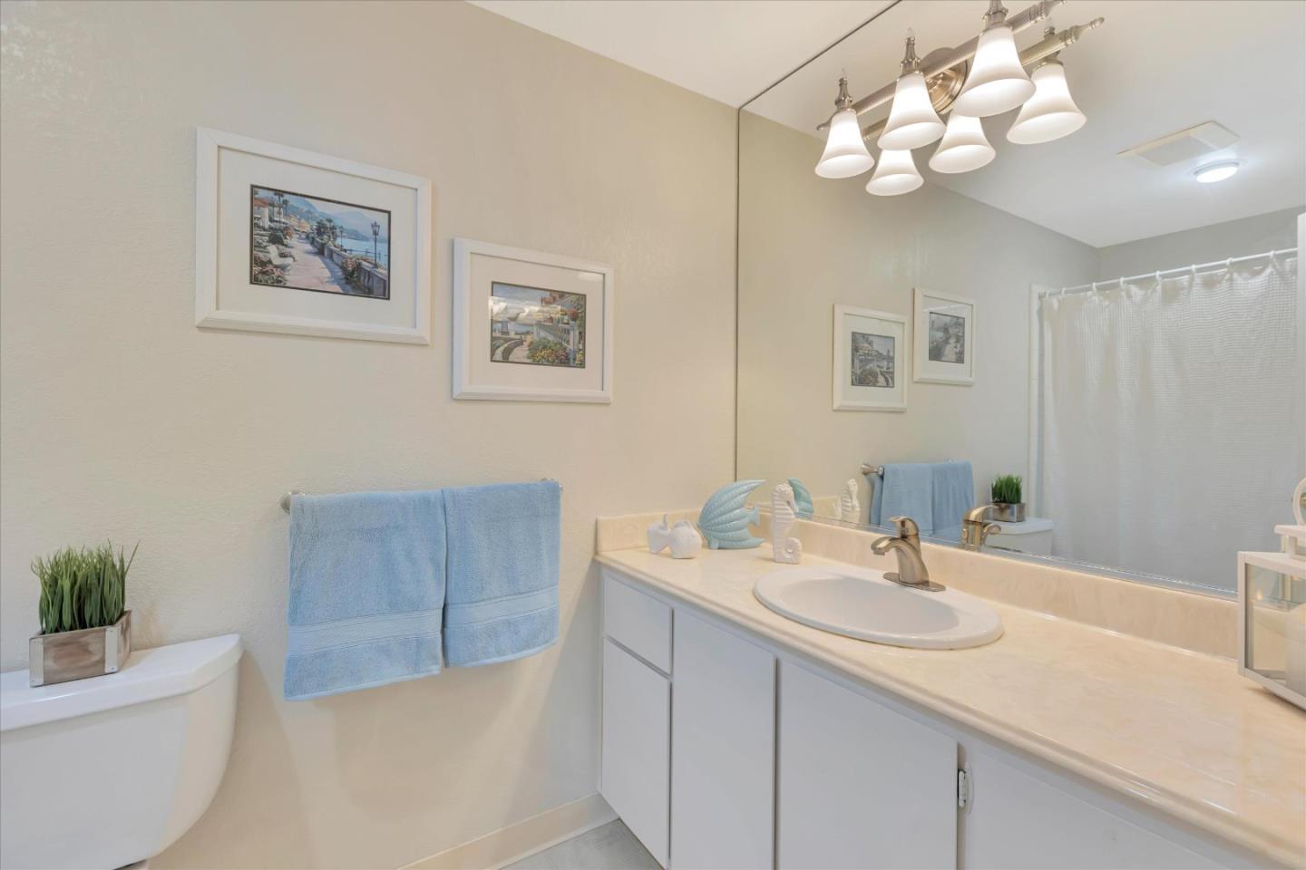 Detail Gallery Image 28 of 43 For 653 Picasso Ter, Sunnyvale,  CA 94087 - 2 Beds | 1/1 Baths