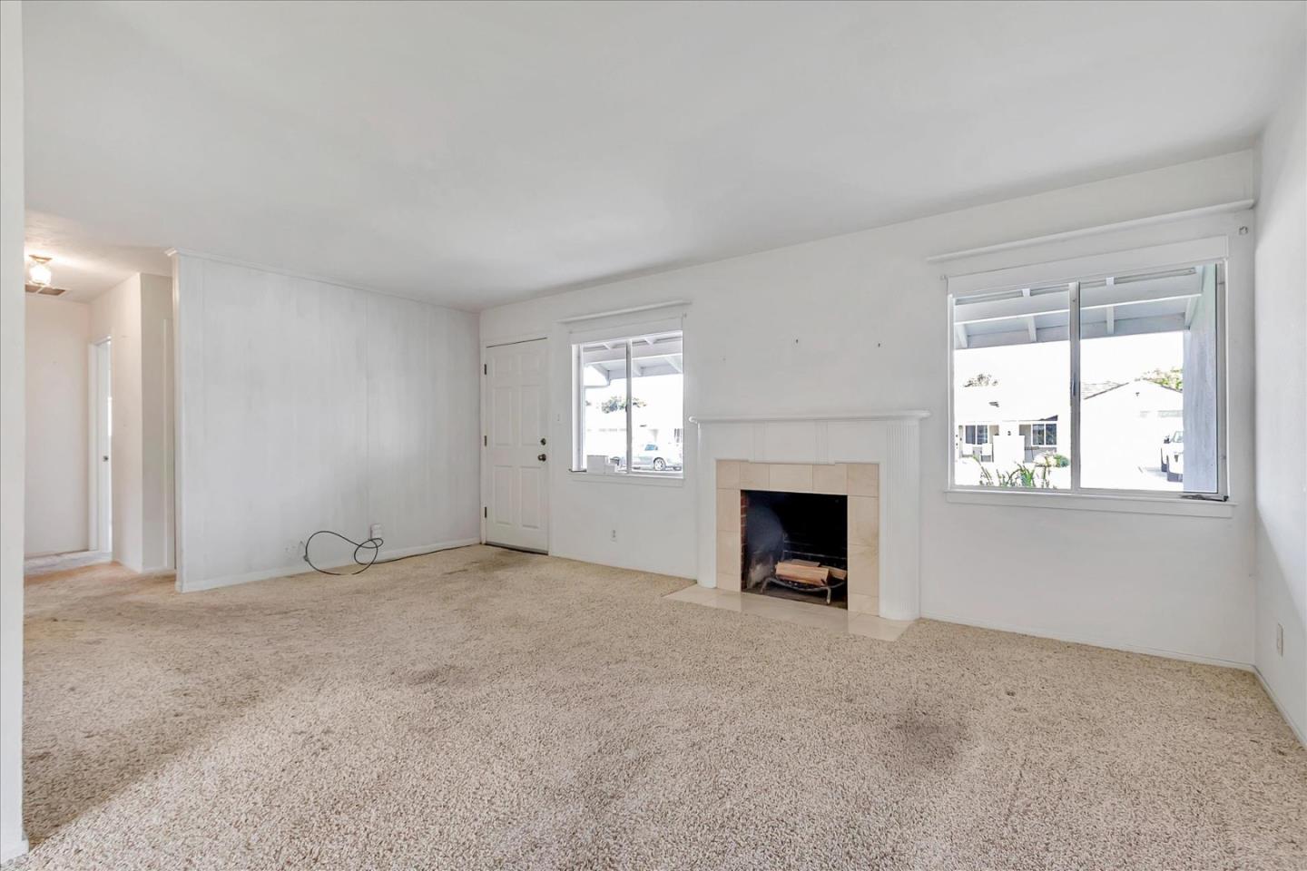 Detail Gallery Image 4 of 21 For 2320 Bray Ave, Santa Clara,  CA 95050 - 3 Beds | 1 Baths