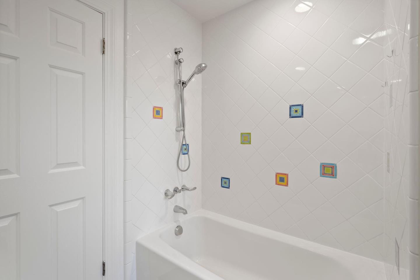 Detail Gallery Image 35 of 57 For 967 Gerber Ct, Sunnyvale,  CA 94087 - 4 Beds | 2/1 Baths