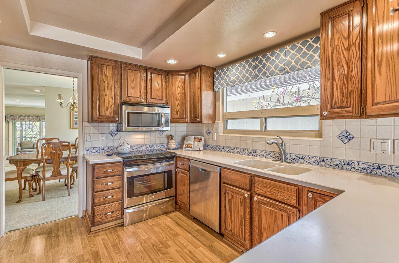 Detail Gallery Image 12 of 47 For 14250 Mountain Quail Rd, Salinas,  CA 93908 - 3 Beds | 2 Baths