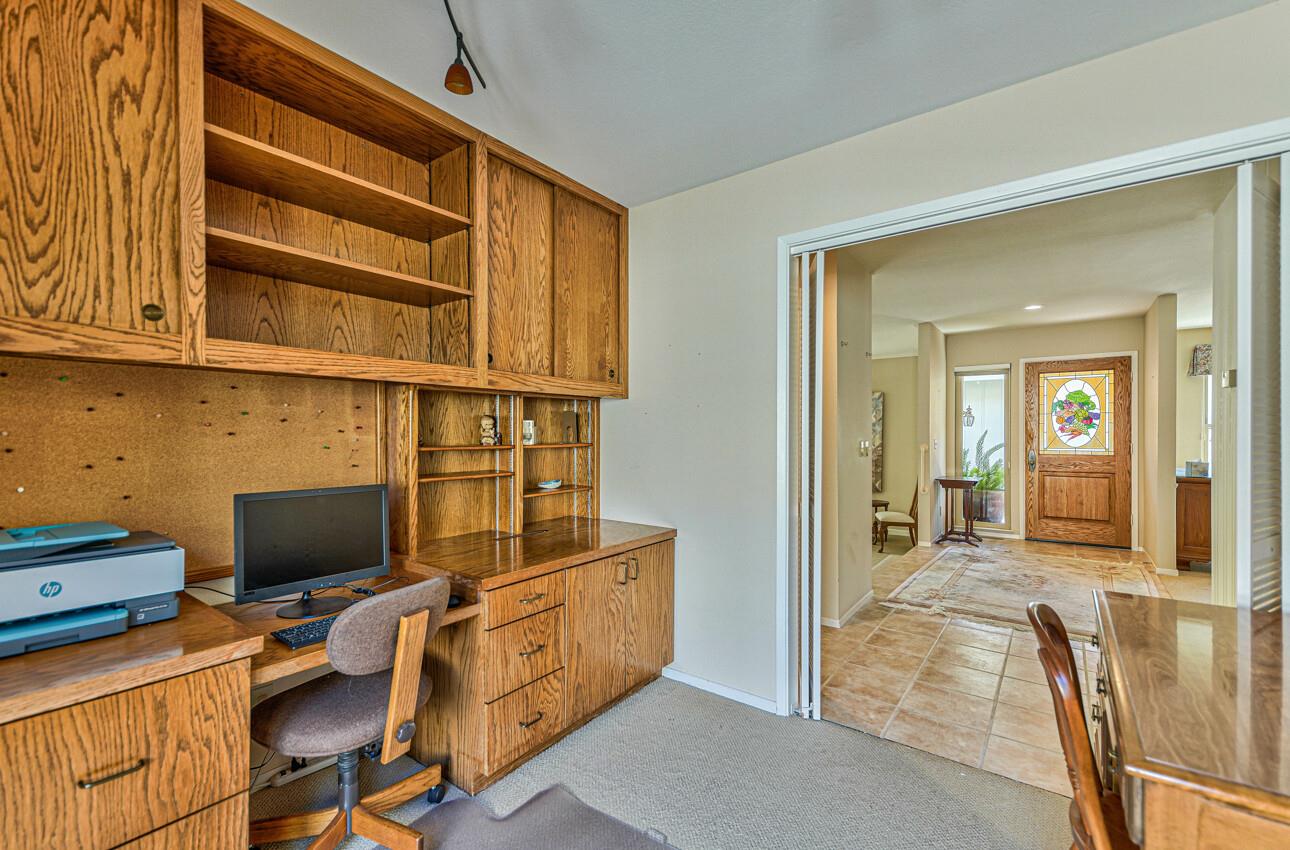 Detail Gallery Image 21 of 47 For 14250 Mountain Quail Rd, Salinas,  CA 93908 - 3 Beds | 2 Baths