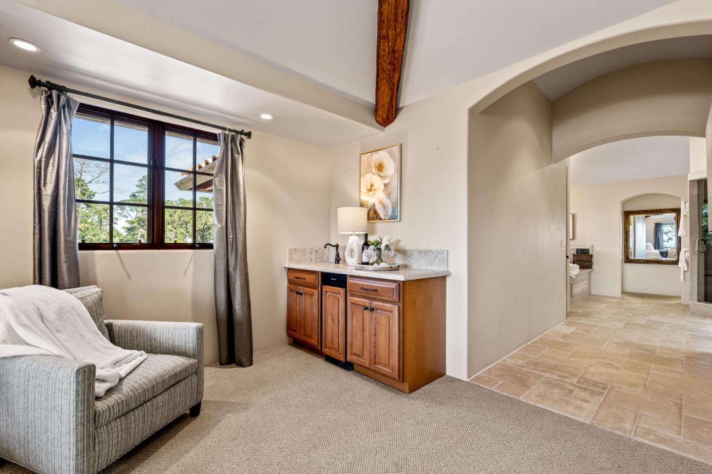 Detail Gallery Image 16 of 38 For 6 White Tail Ln, Monterey,  CA 93940 - 4 Beds | 2/1 Baths