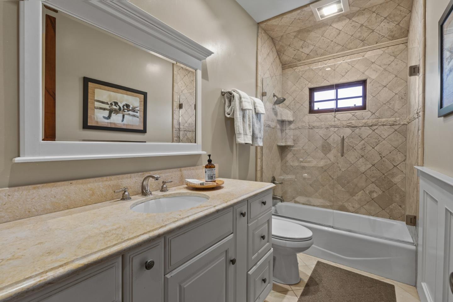 Detail Gallery Image 22 of 38 For 6 White Tail Ln, Monterey,  CA 93940 - 4 Beds | 2/1 Baths