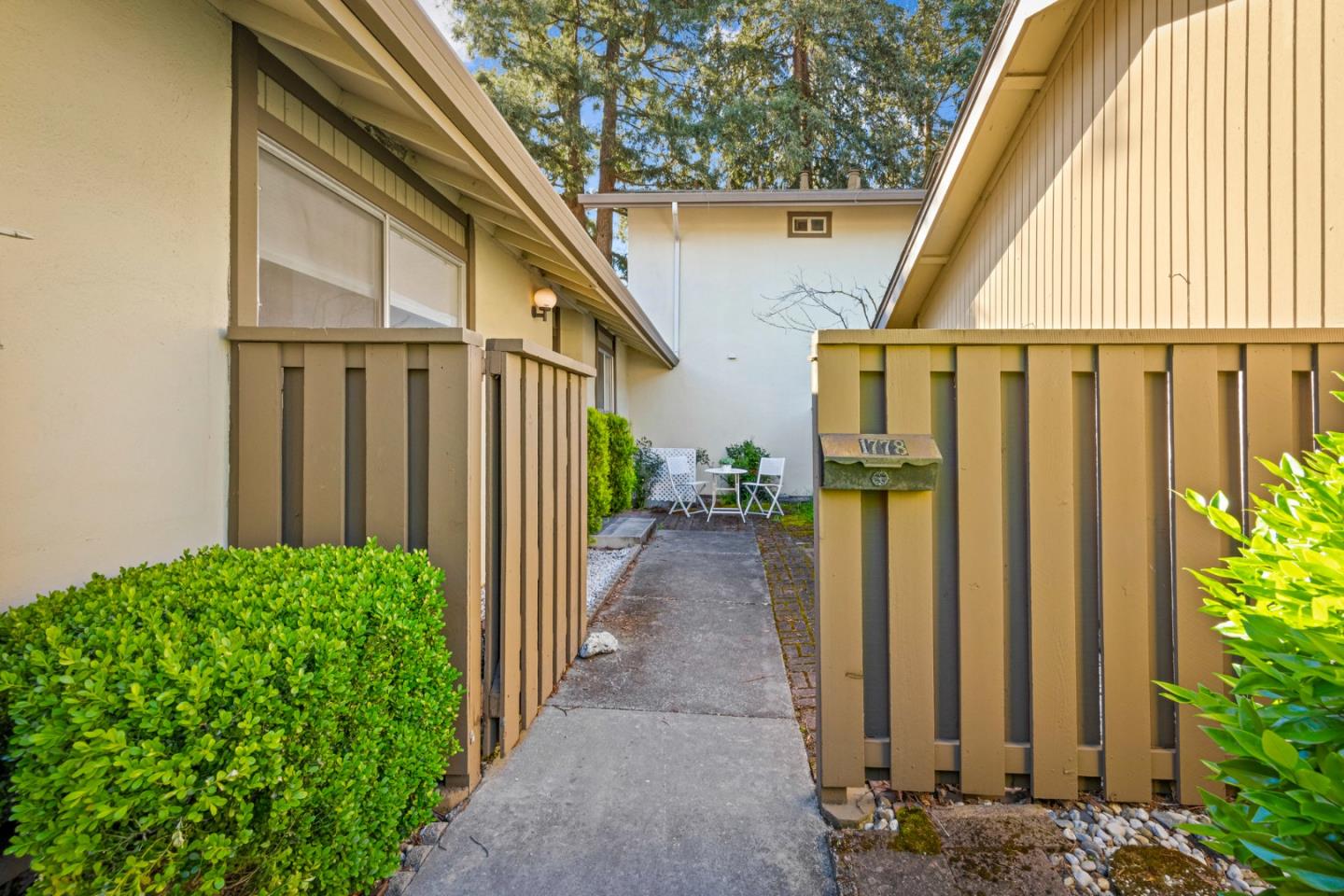 Detail Gallery Image 5 of 33 For 1778 Candelero Ct, Walnut Creek,  CA 94598 - 2 Beds | 2 Baths