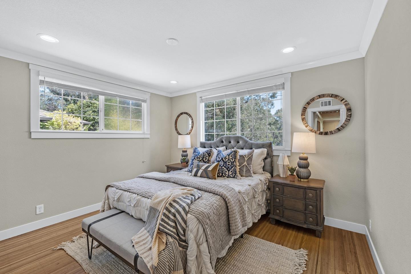 Detail Gallery Image 21 of 33 For 1220 Claremont Dr, San Bruno,  CA 94066 - 3 Beds | 2 Baths