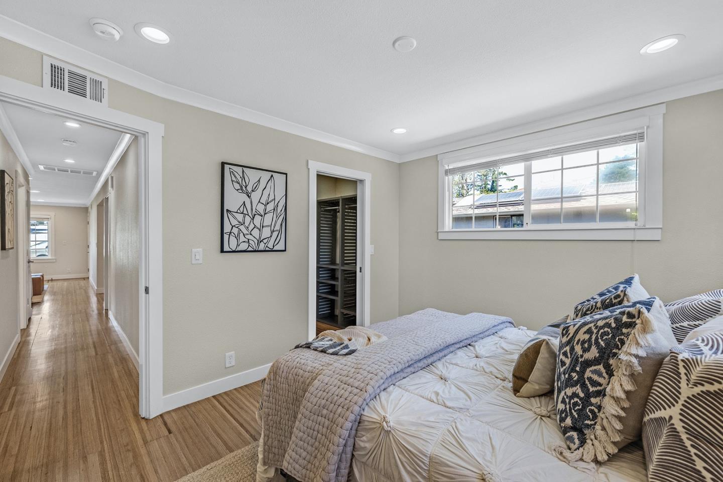 Detail Gallery Image 23 of 33 For 1220 Claremont Dr, San Bruno,  CA 94066 - 3 Beds | 2 Baths