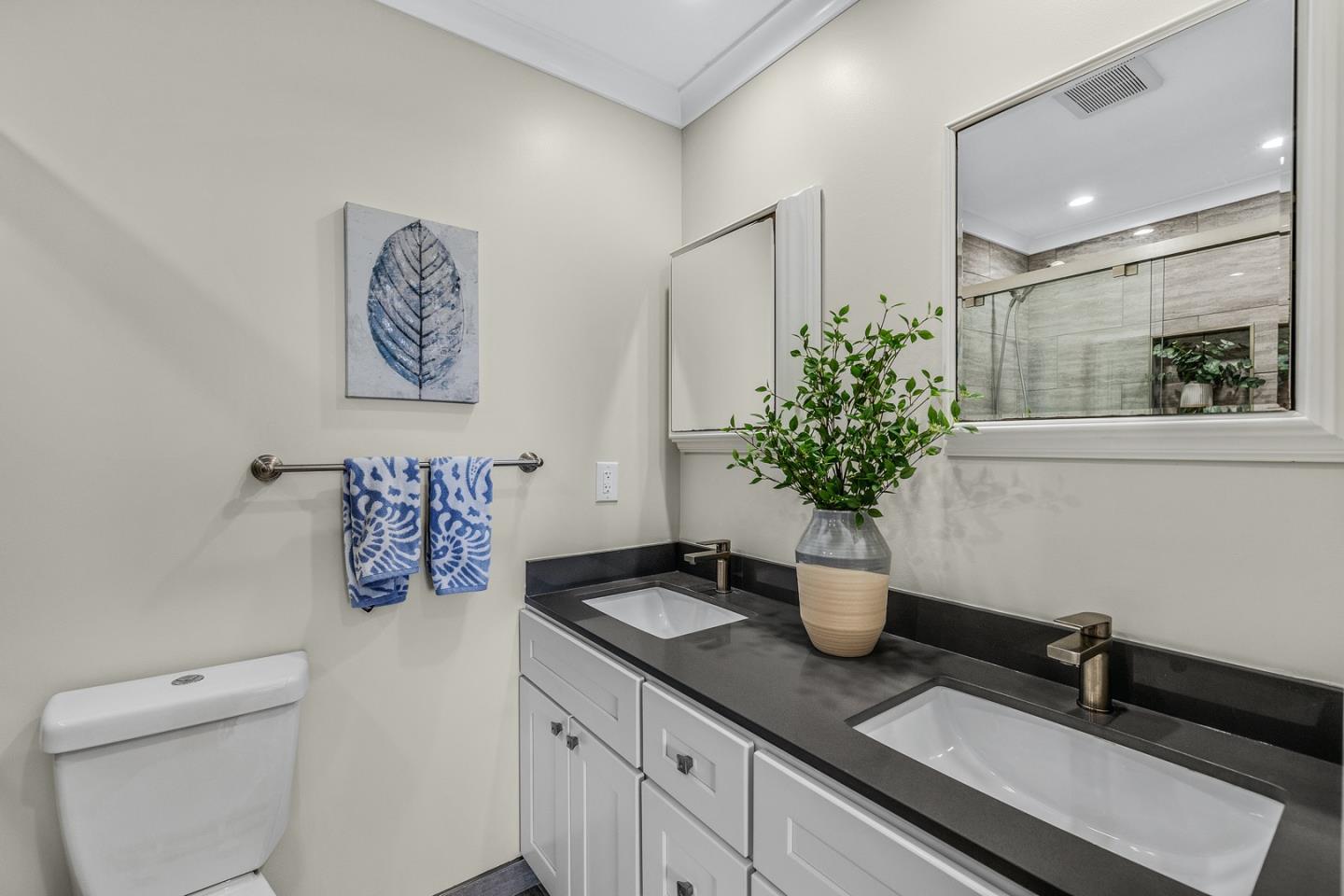 Detail Gallery Image 25 of 33 For 1220 Claremont Dr, San Bruno,  CA 94066 - 3 Beds | 2 Baths
