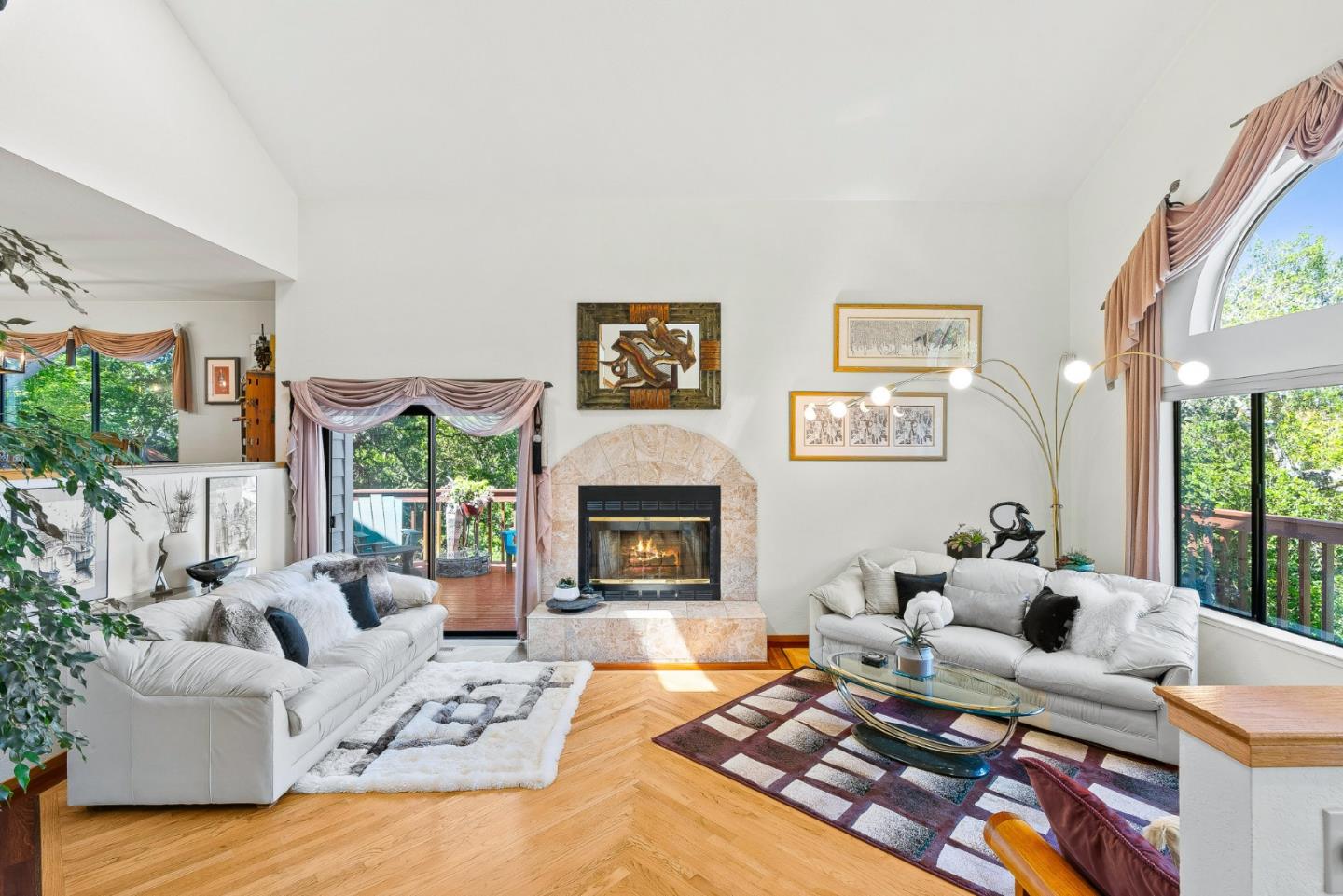 Detail Gallery Image 7 of 72 For 1910 Jacklyn Ct, Royal Oaks,  CA 95076 - 3 Beds | 2/1 Baths