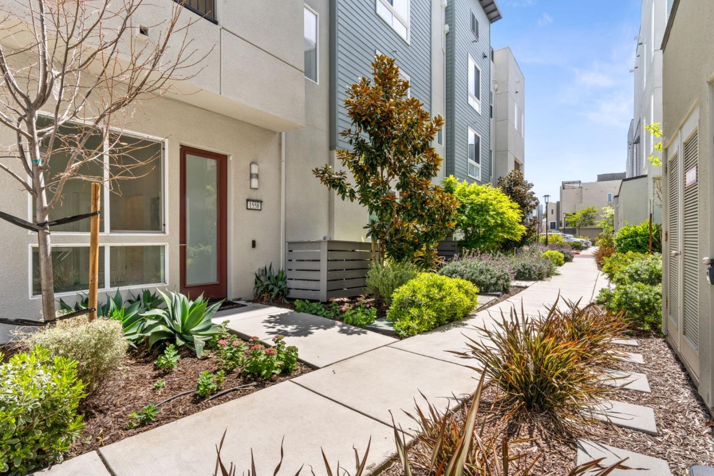 Detail Gallery Image 1 of 1 For 1558 Seawind Dr, Richmond,  CA 94804 - 3 Beds | 2/2 Baths